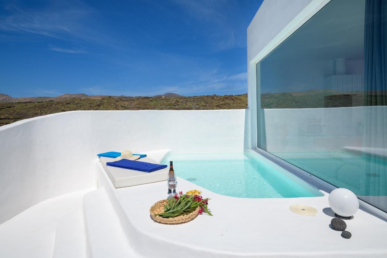 Aquablanca Suite Pool Deluxe En Punta Mujeres ภายนอก รูปภาพ