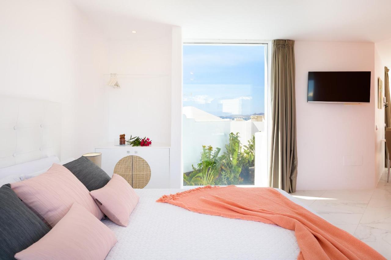 Aquablanca Suite Pool Deluxe En Punta Mujeres ภายนอก รูปภาพ