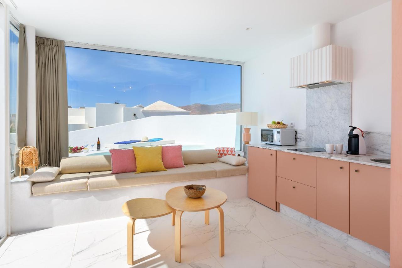 Aquablanca Suite Pool Deluxe En Punta Mujeres ภายนอก รูปภาพ